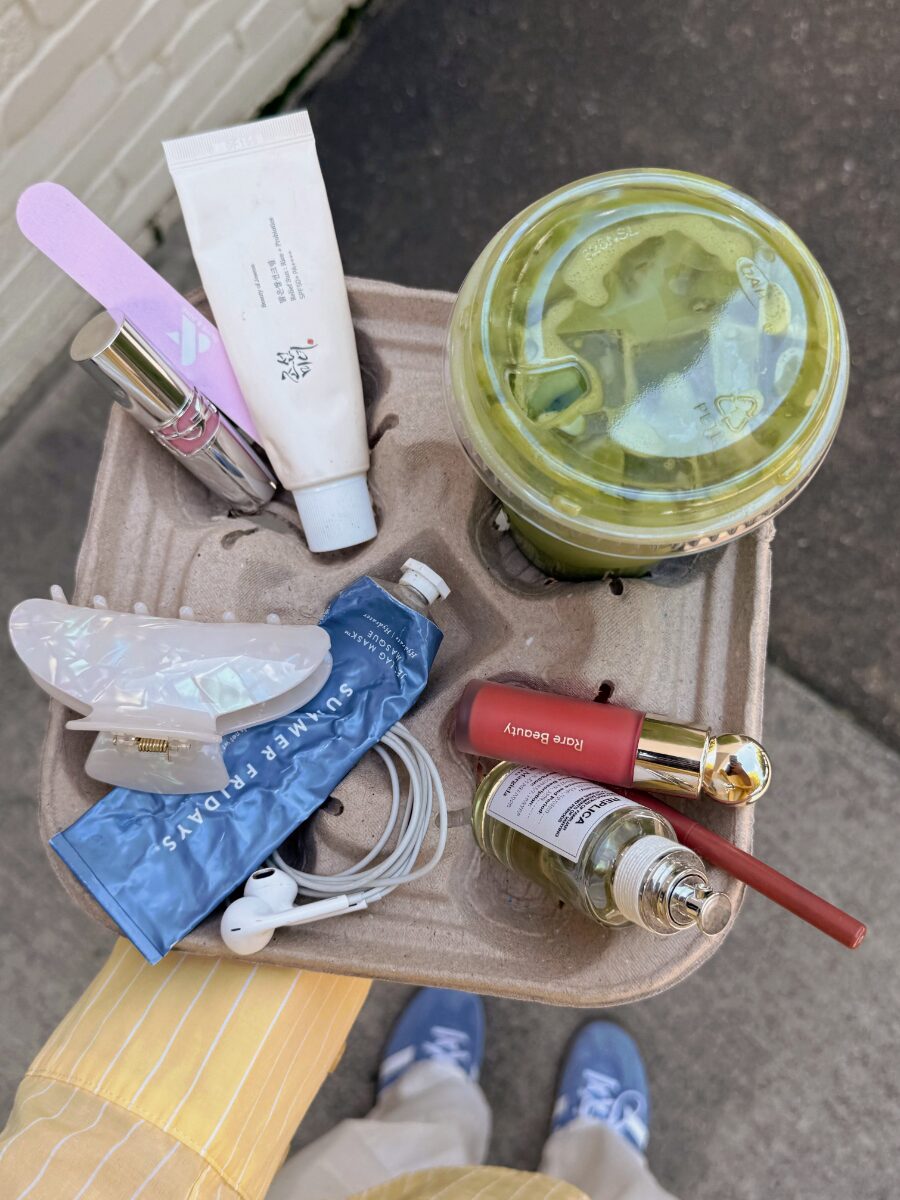 megandliv.com is a blog about product routine and travel 