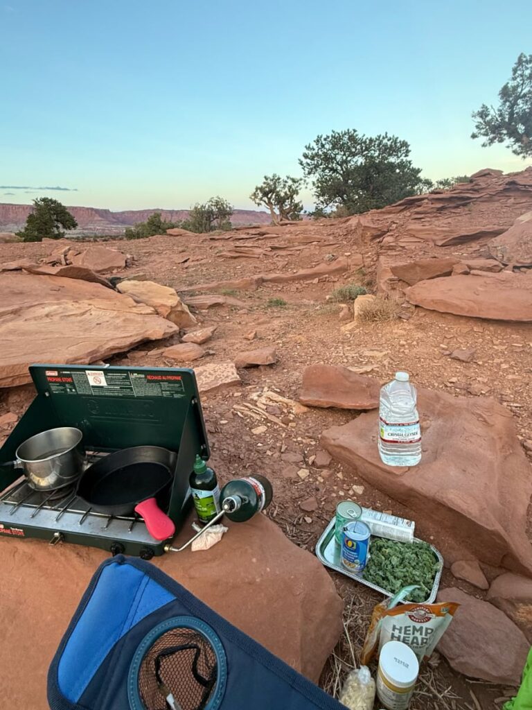 camp kitchen and what to cook while camping
