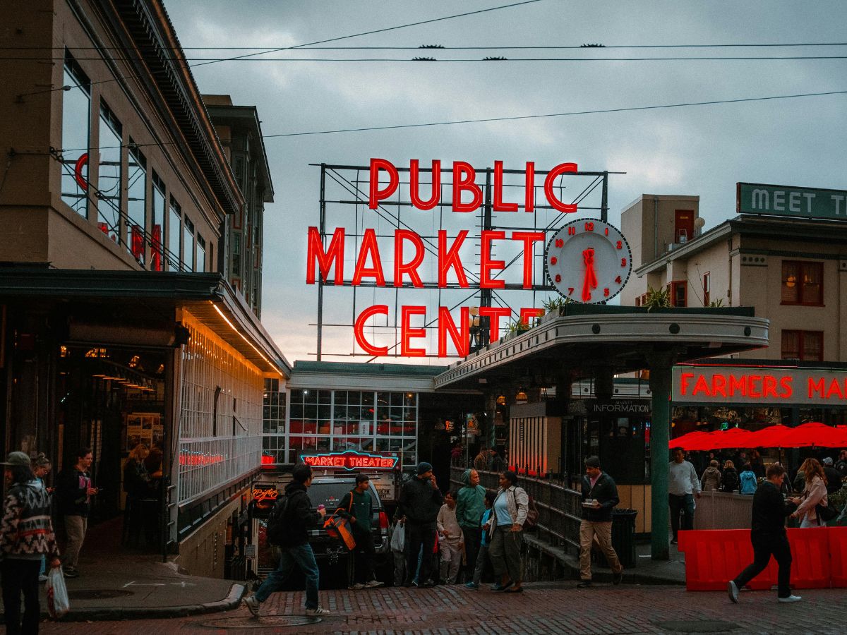 seattle public market center sign for pike place market
