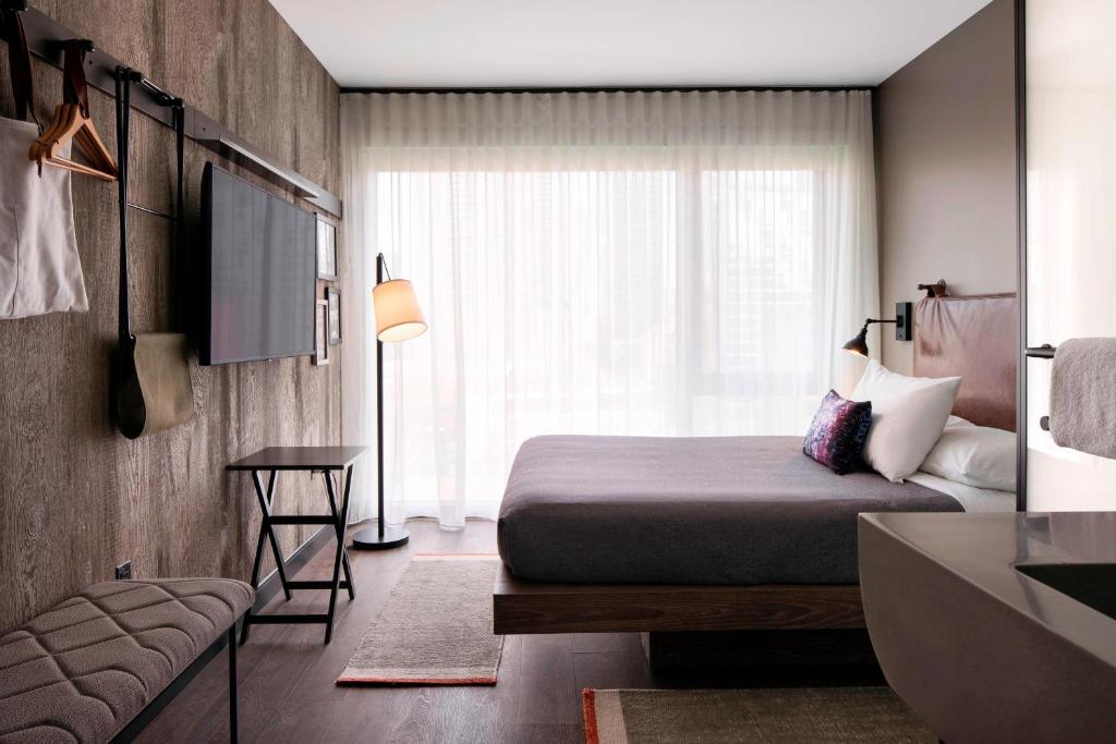 moxy hotel chicago